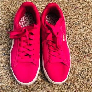 Pink pumas SOLD!!!!